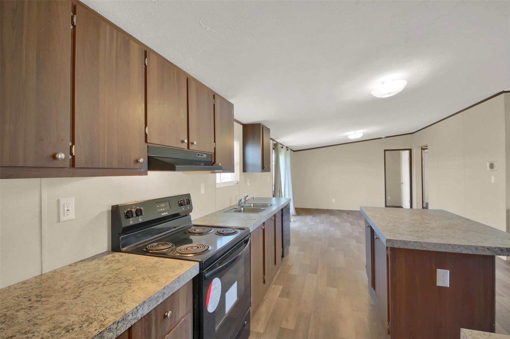114 Las Estancias Dr #a Property Photo 15