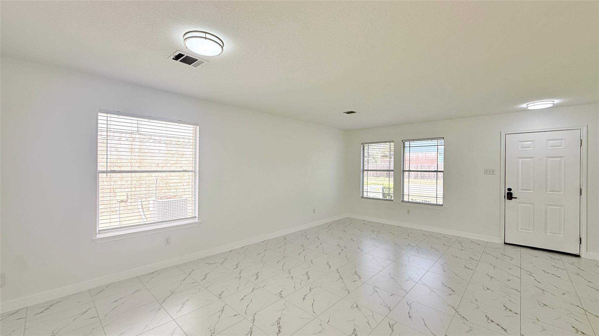 15220 Drusillas Dr Property Photo 4