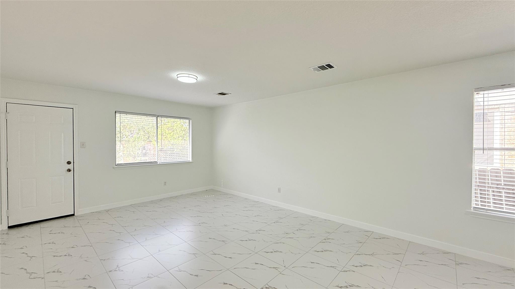 15220 Drusillas Dr Property Photo 5