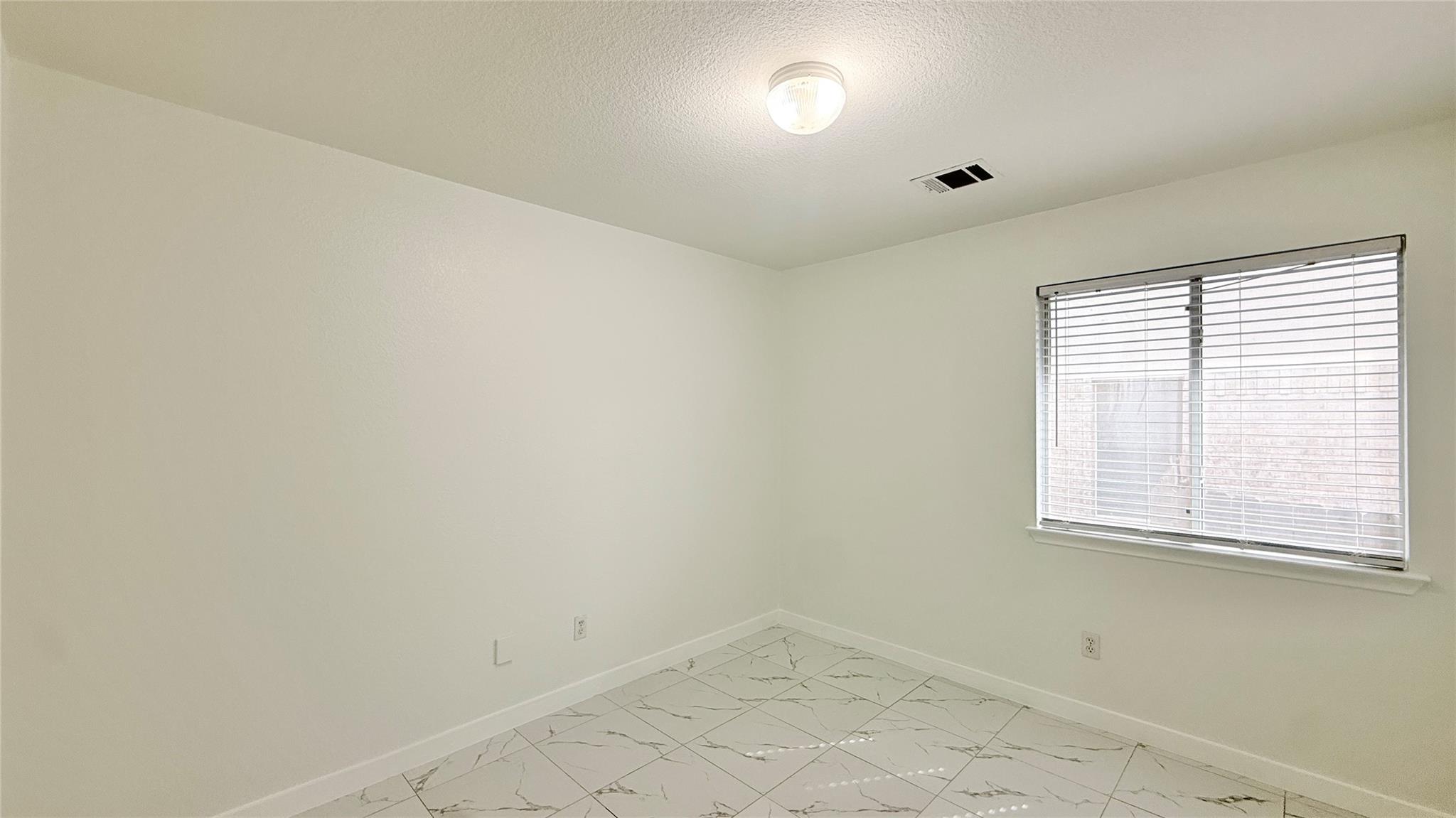 15220 Drusillas Dr Property Photo 12