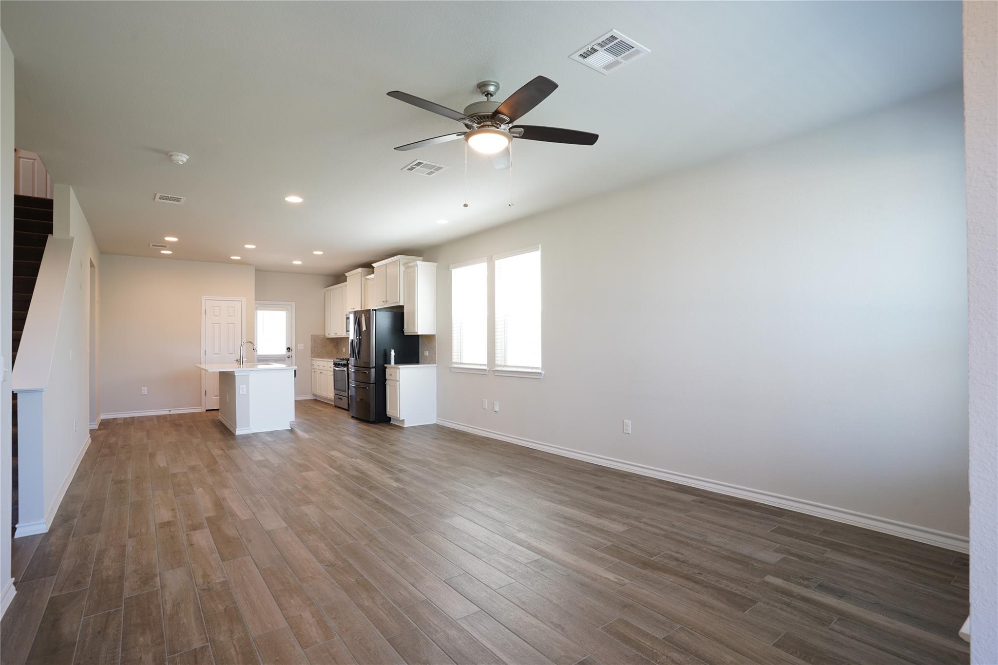 4708 Star Jasmine Dr 99 Property Photo 4