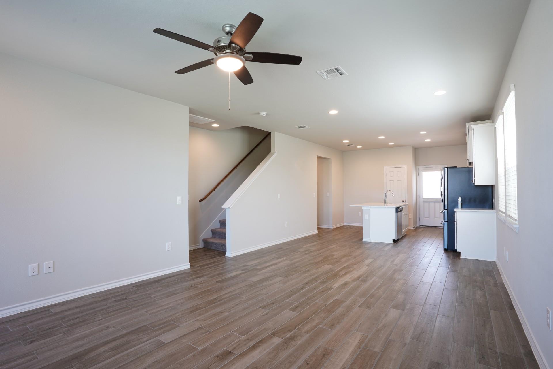 4708 Star Jasmine Dr 99 Property Photo 5