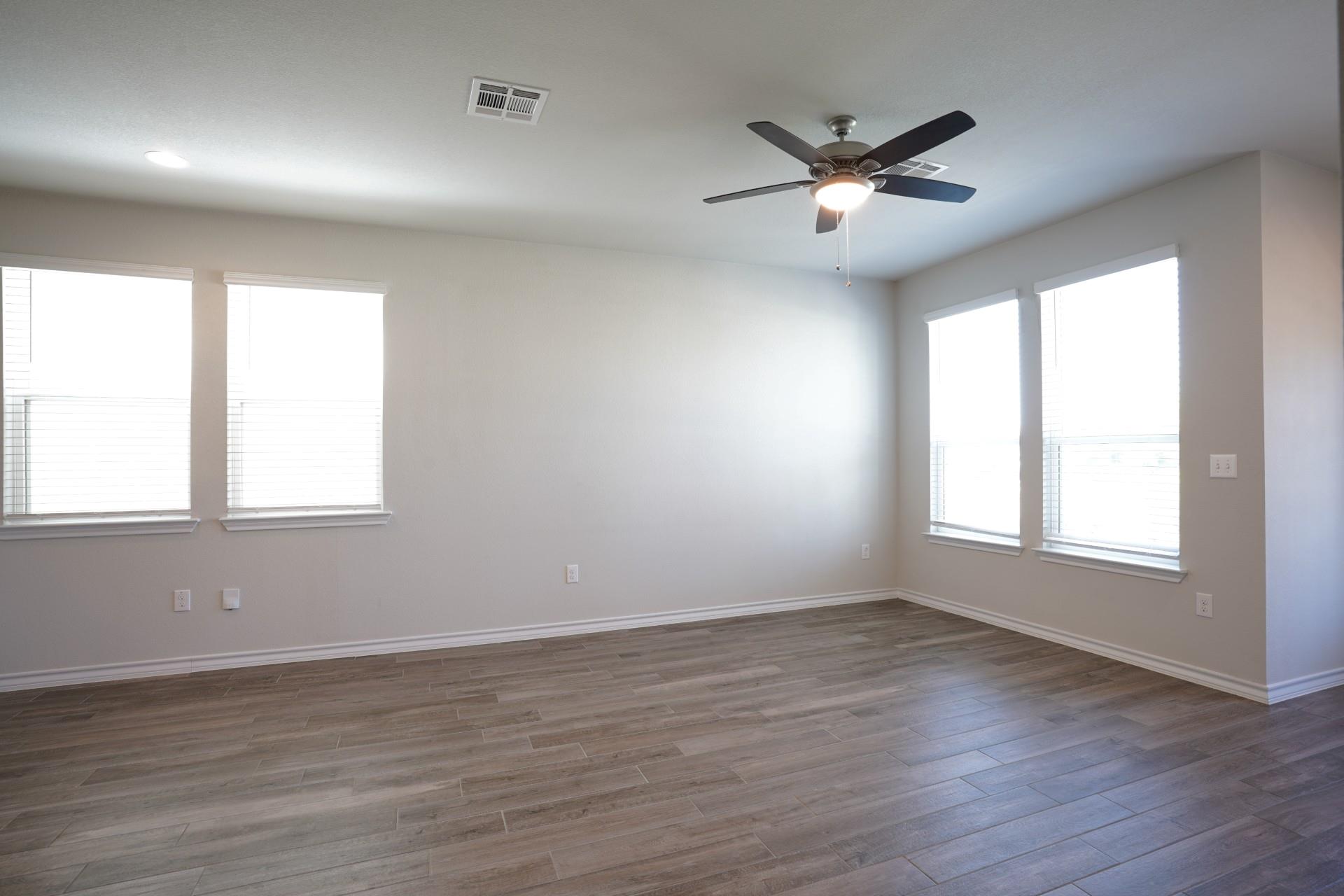4708 Star Jasmine Dr 99 Property Photo 8