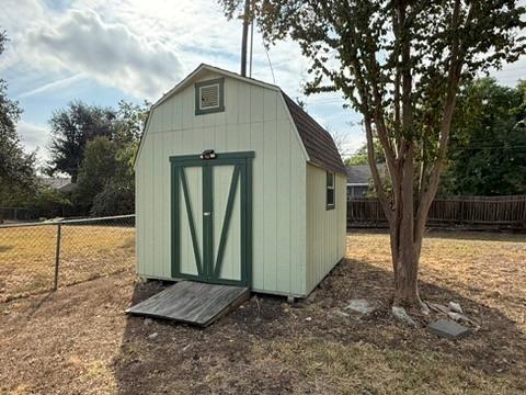 411 Buckboard Blvd Property Photo 15