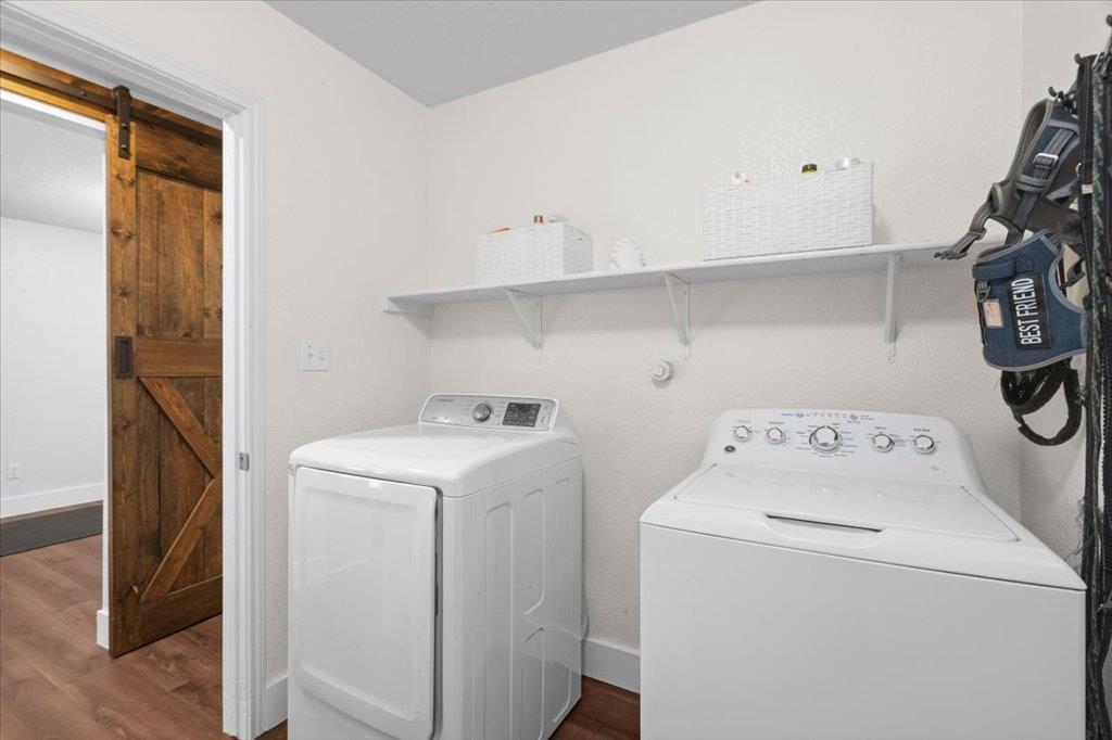821 Bella Vista Cir Property Photo 33
