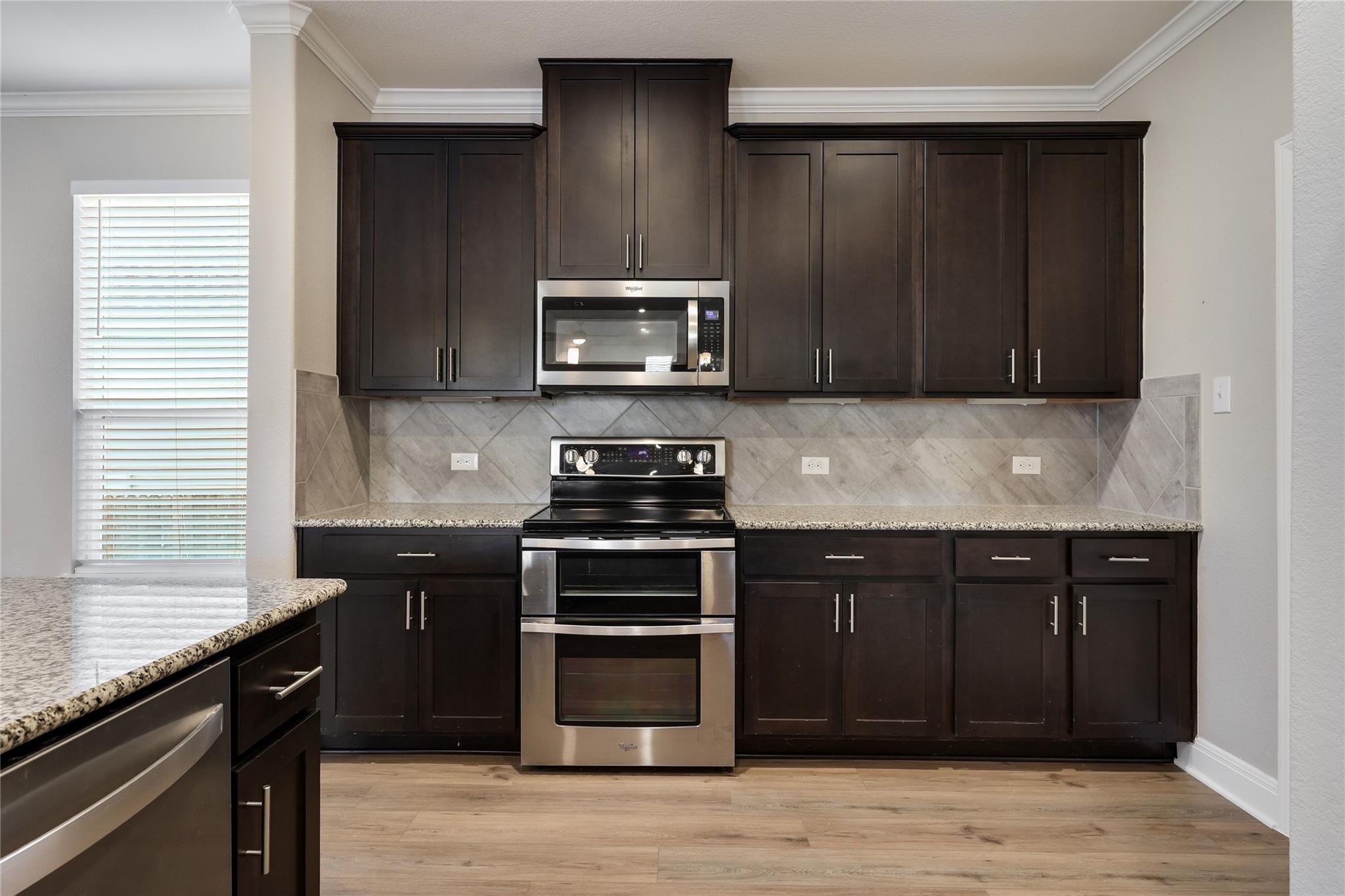 220 Rocroi Dr Property Photo 13