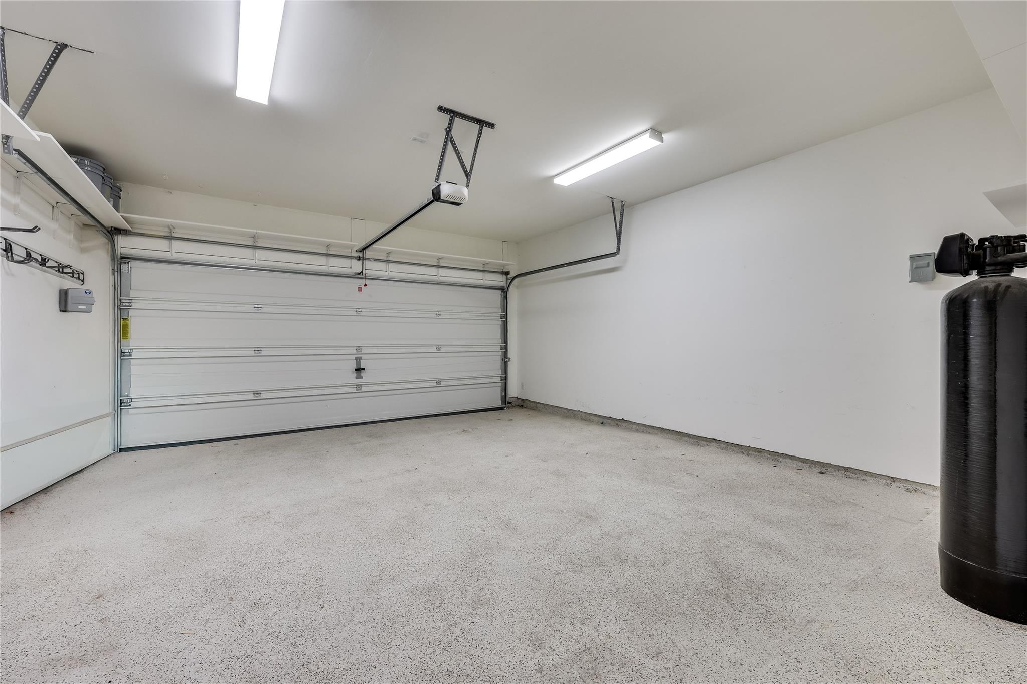220 Rocroi Dr Property Photo 35