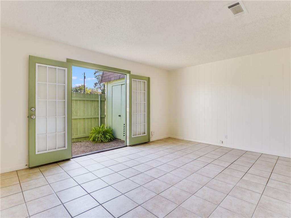 2804 Westhill Dr #104 Property Photo 1