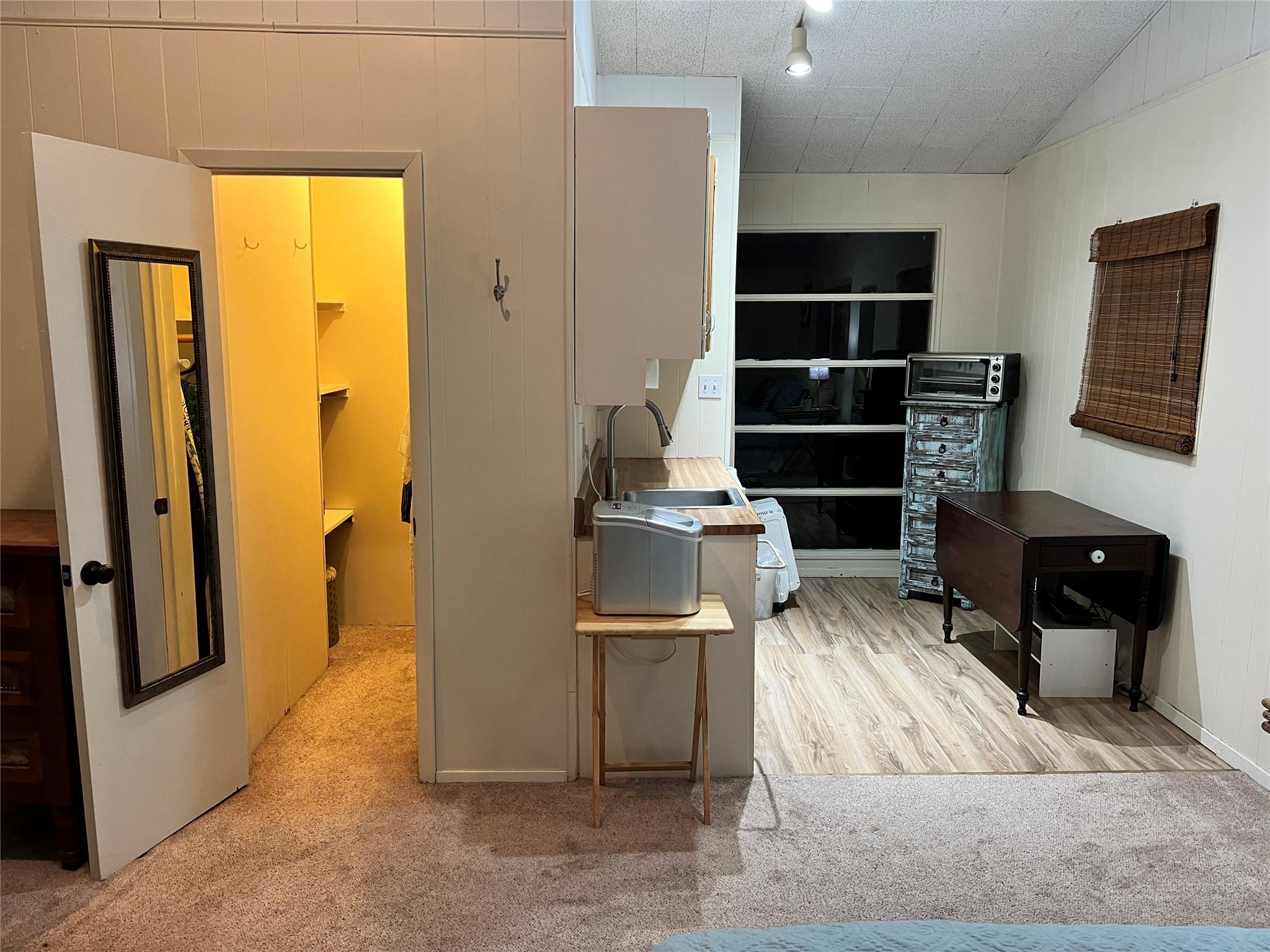 16142 Spring Branch Trl #b Property Photo 5