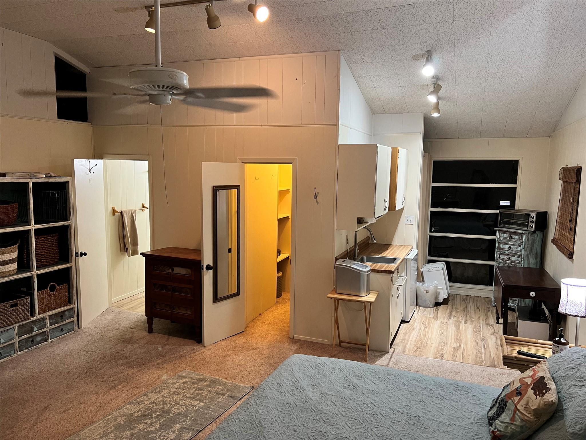 16142 Spring Branch Trl #b Property Photo 6