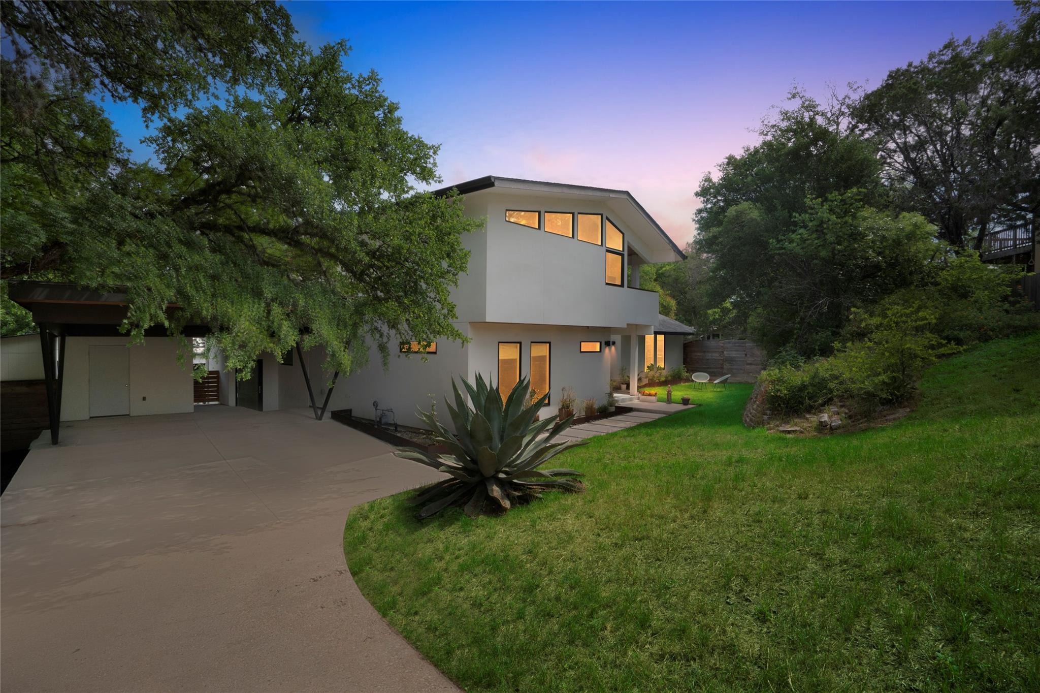 2502 Side Cv Property Photo