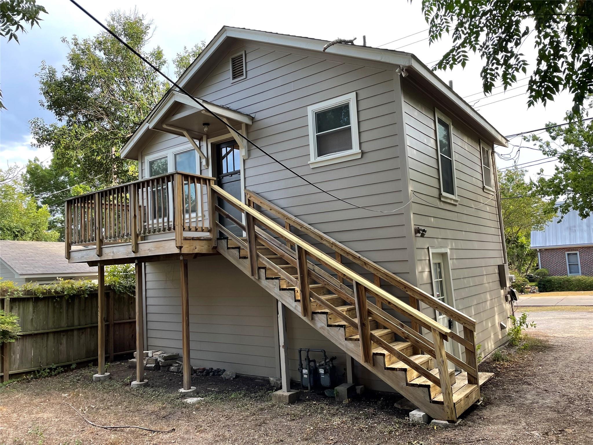 507 Texas Ave #b Property Photo 3