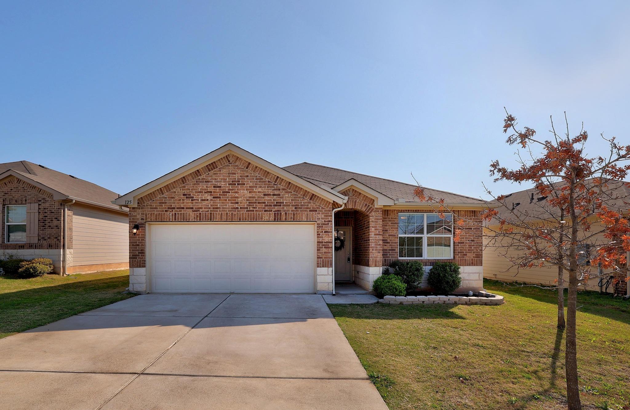 125 Jubilee Dr Property Photo