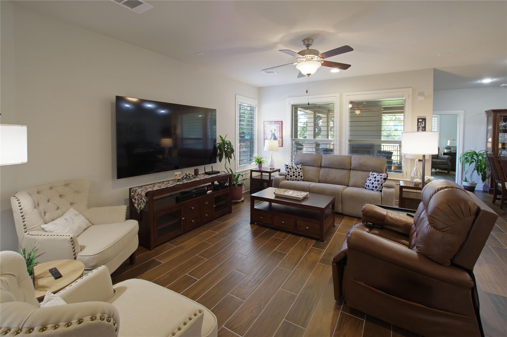 132 Mexican Olive Dr #g Property Photo 5