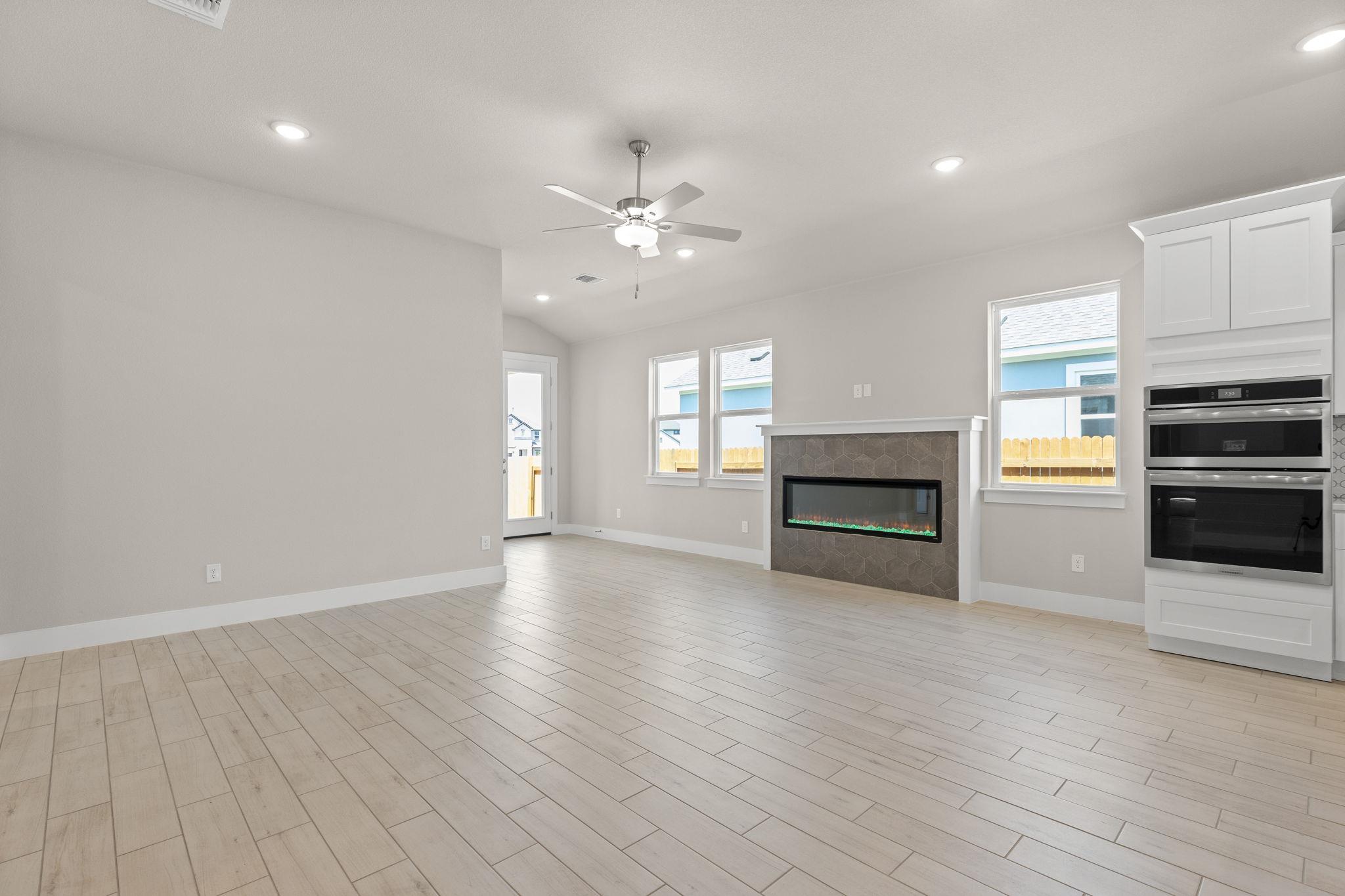19128 Ariel Elena Way Property Photo 12