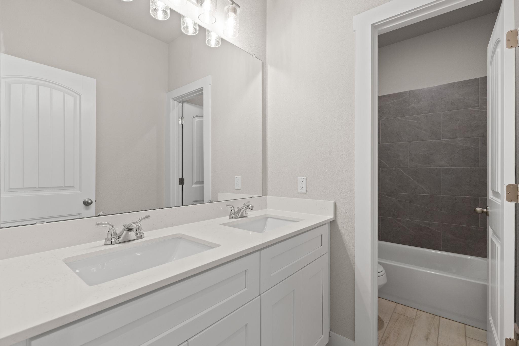 19128 Ariel Elena Way Property Photo 25