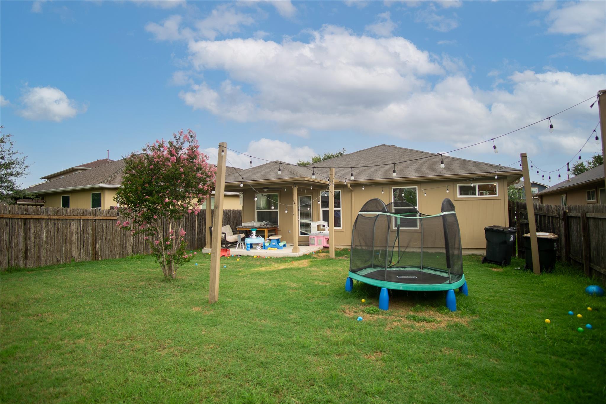 6912 Plains Crest Dr Property Photo 4