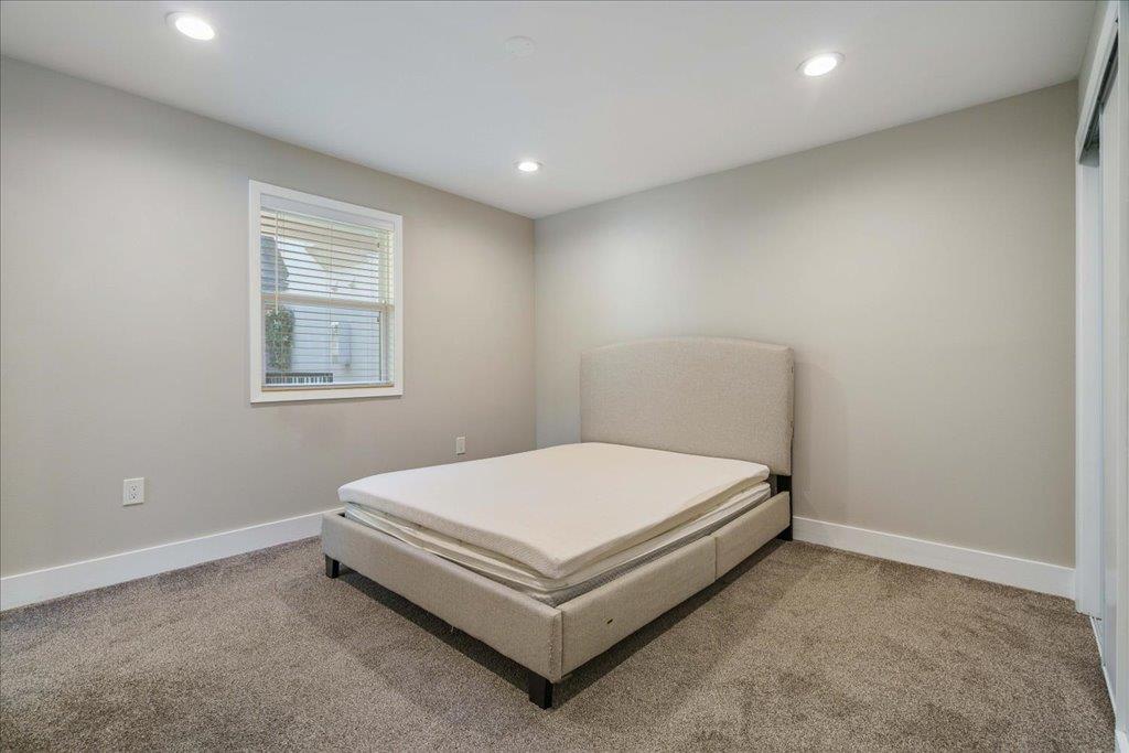 935 La Posada Dr #158 Property Photo 19