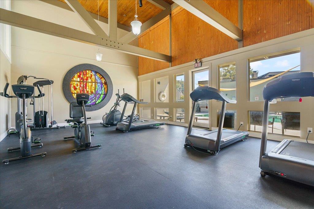 935 La Posada Dr #158 Property Photo 24