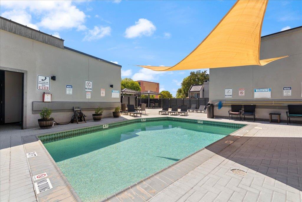 935 La Posada Dr #158 Property Photo 25