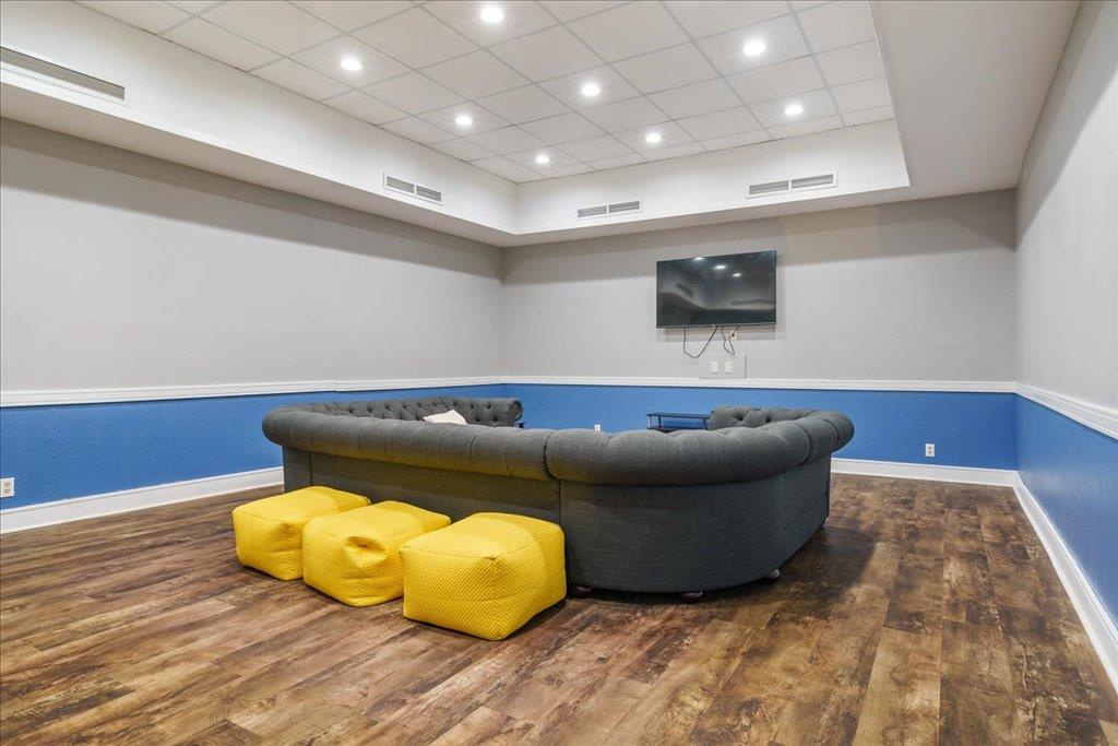 935 La Posada Dr #158 Property Photo 29