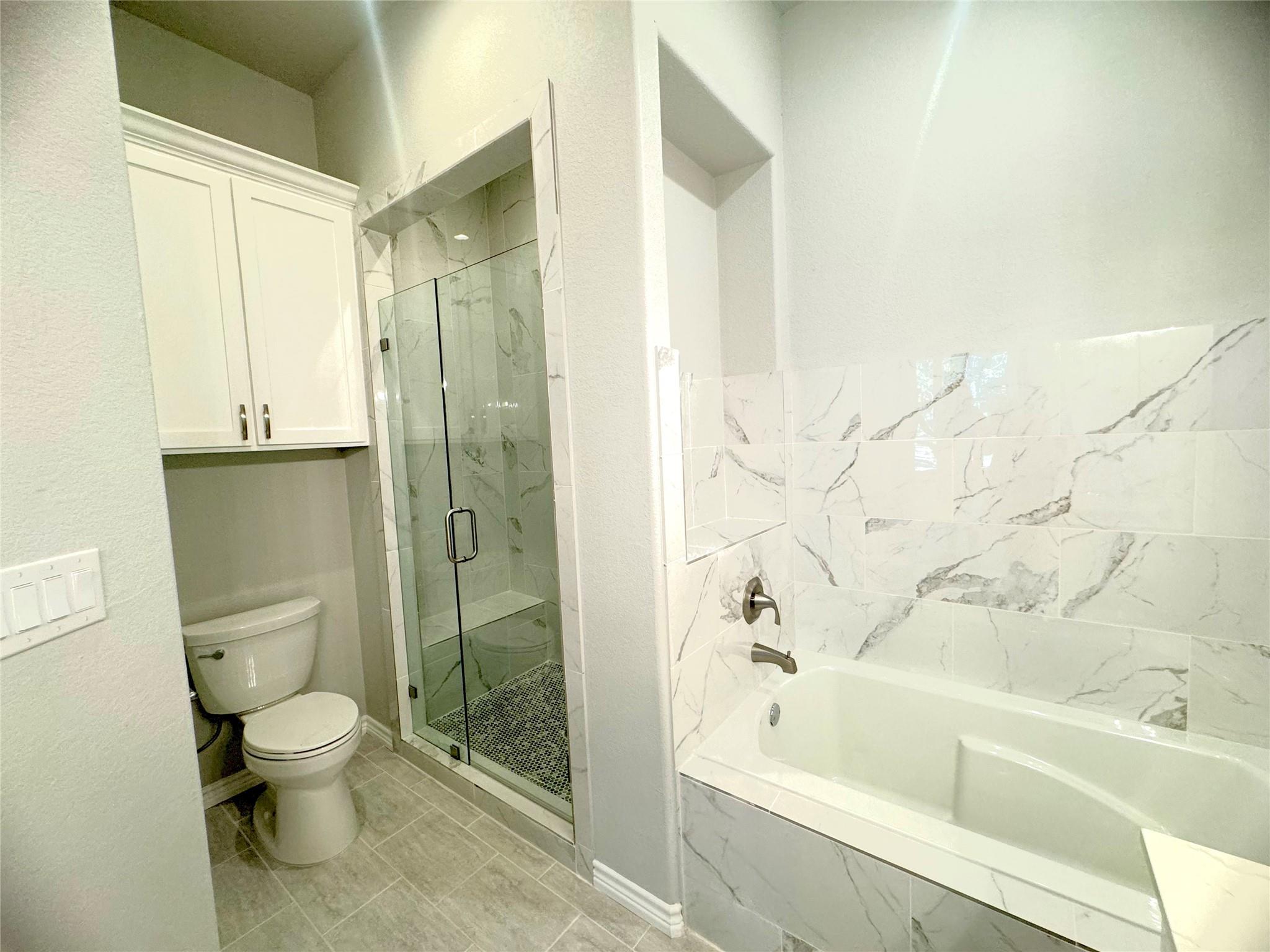 386 Tahitian Dr Property Photo 20