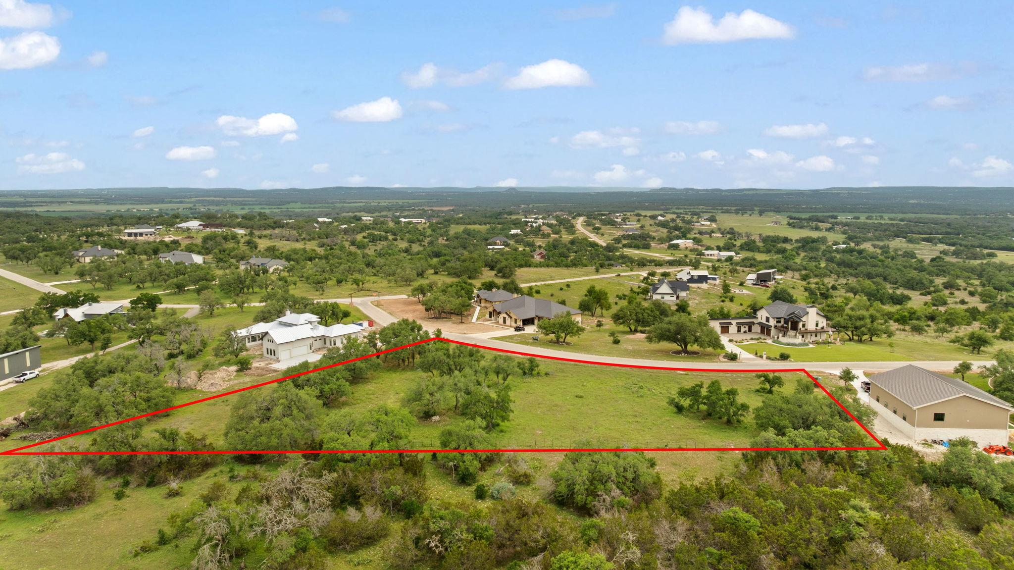 120 Trophy Oak Pt Property Photo 8