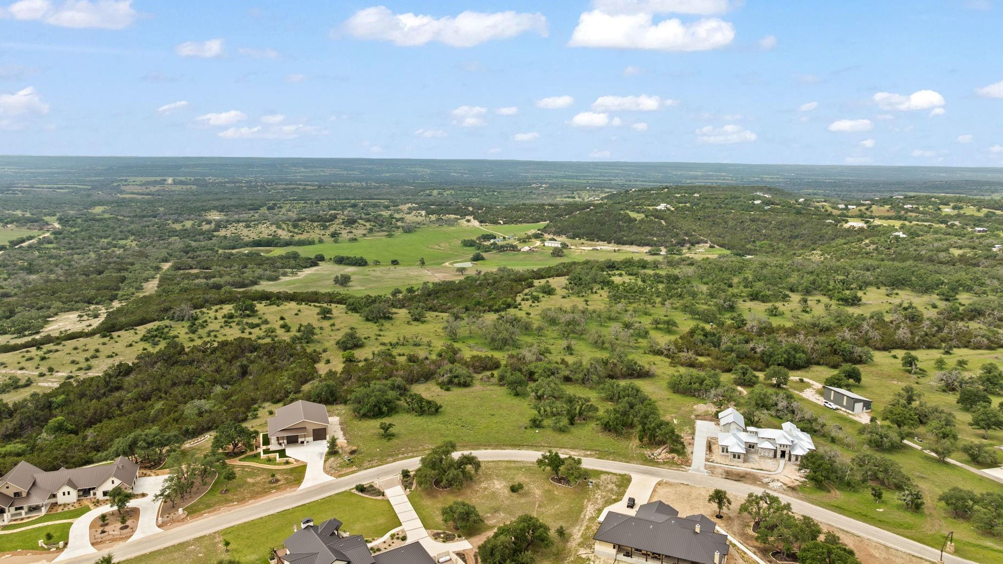 120 Trophy Oak Pt Property Photo 17
