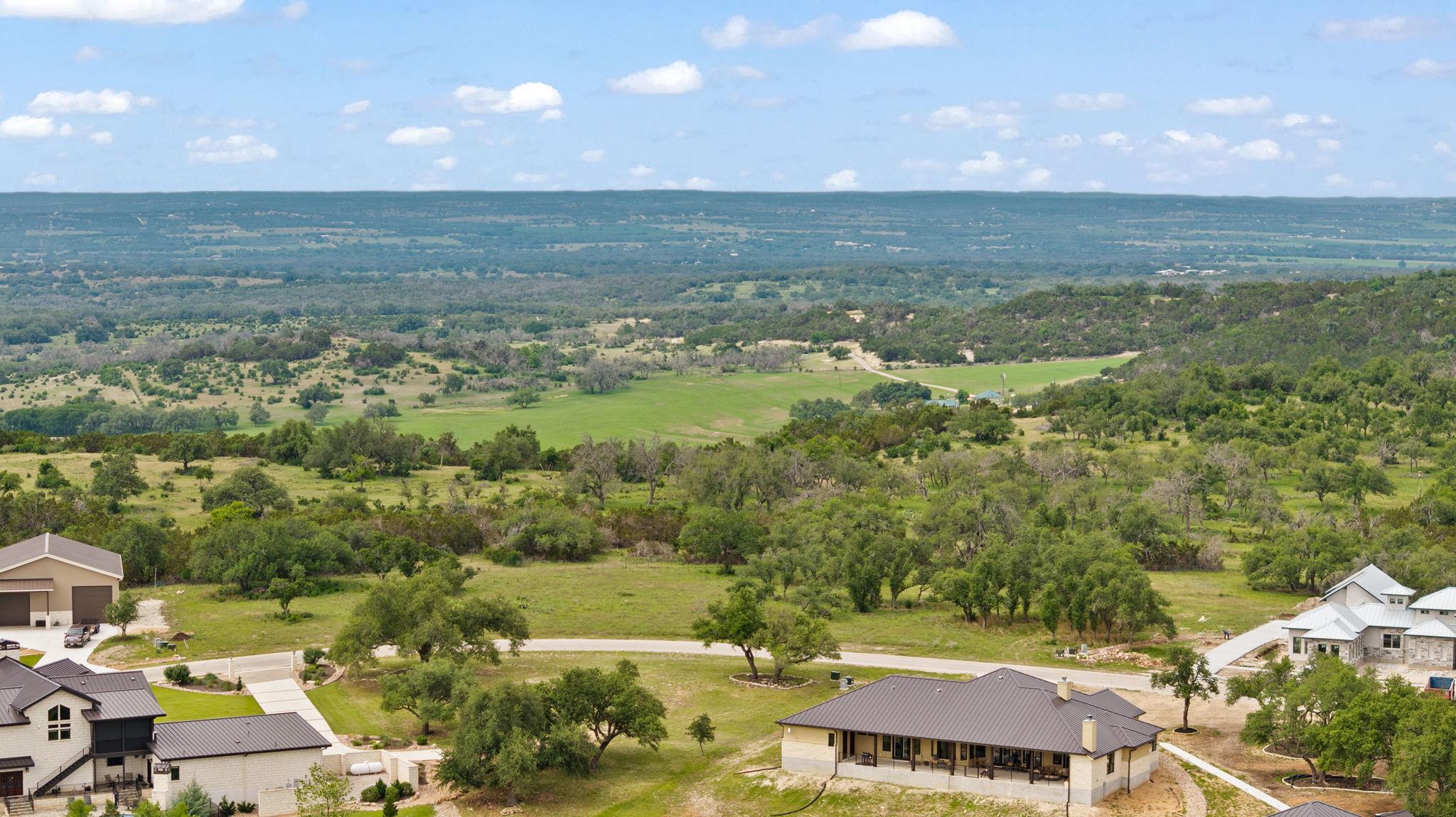 120 Trophy Oak Pt Property Photo 18