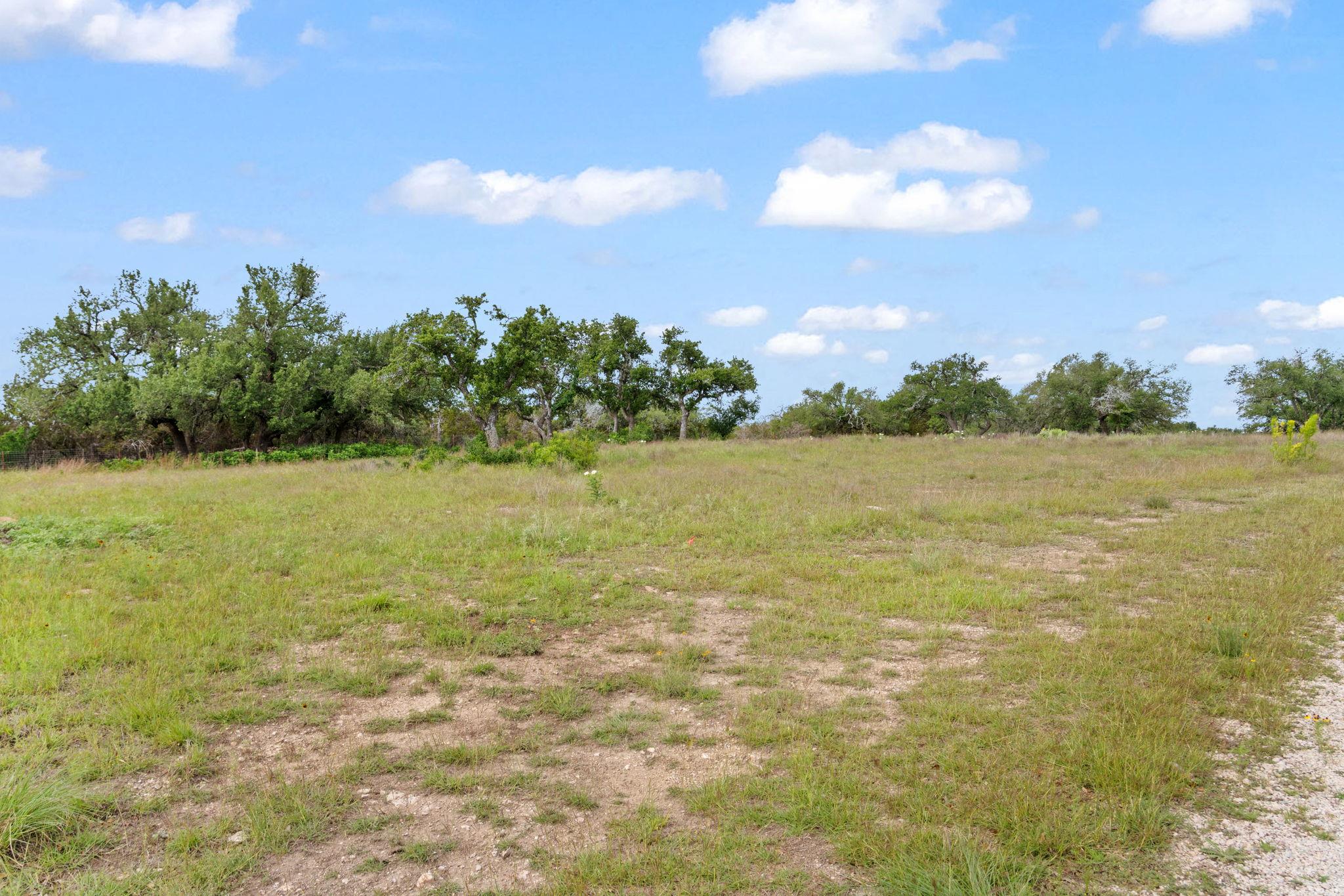 120 Trophy Oak Pt Property Photo 24