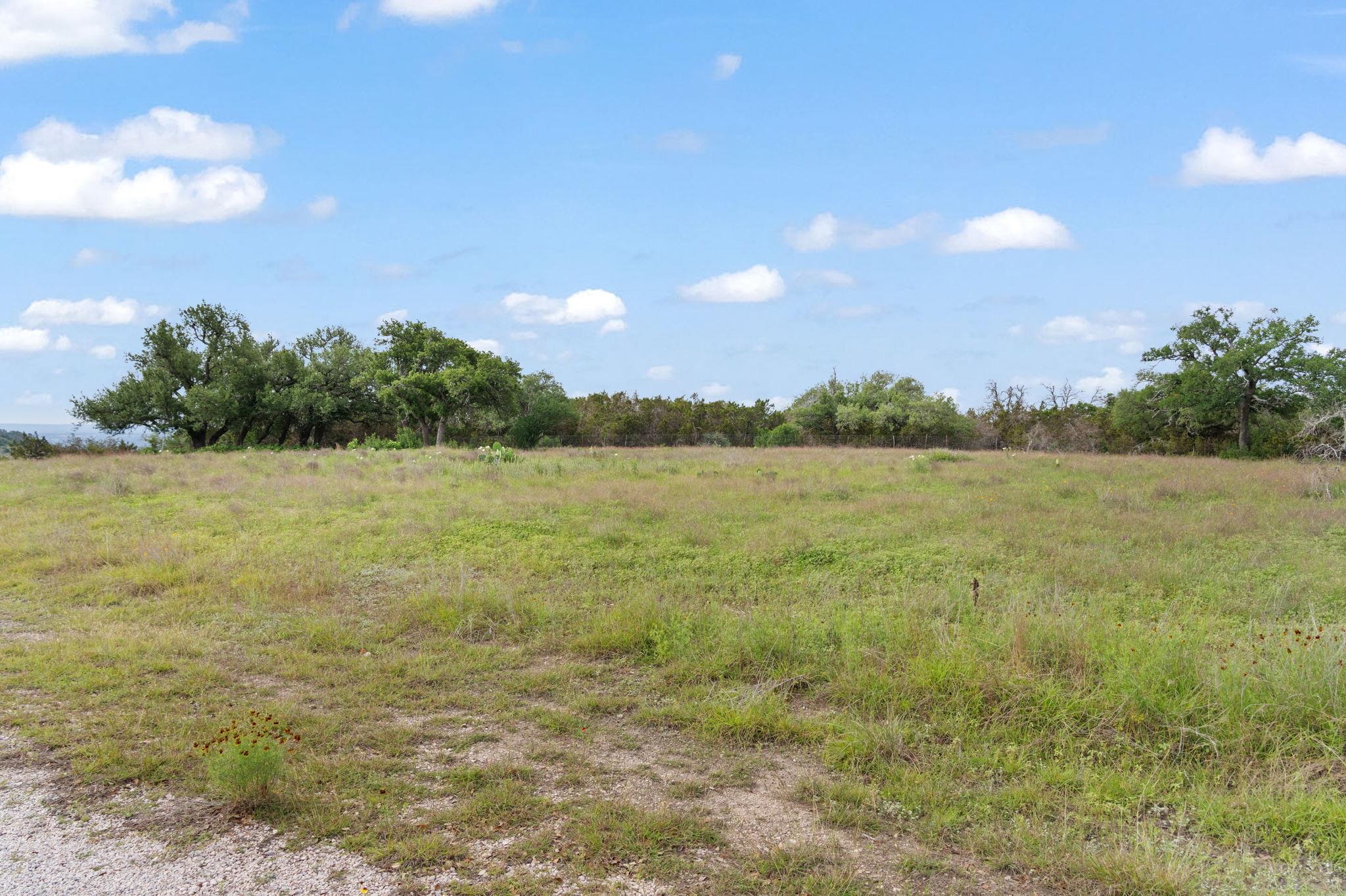 120 Trophy Oak Pt Property Photo 25