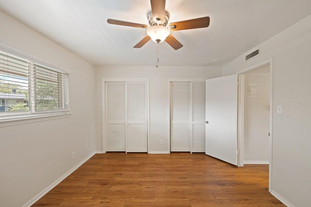 1210 Windsor Rd #209 Property Photo 20