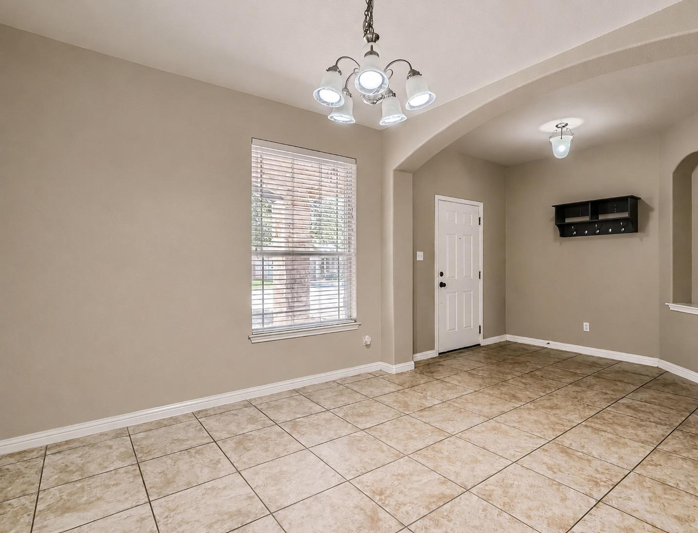 210 Arrowhead Trl Property Photo 7