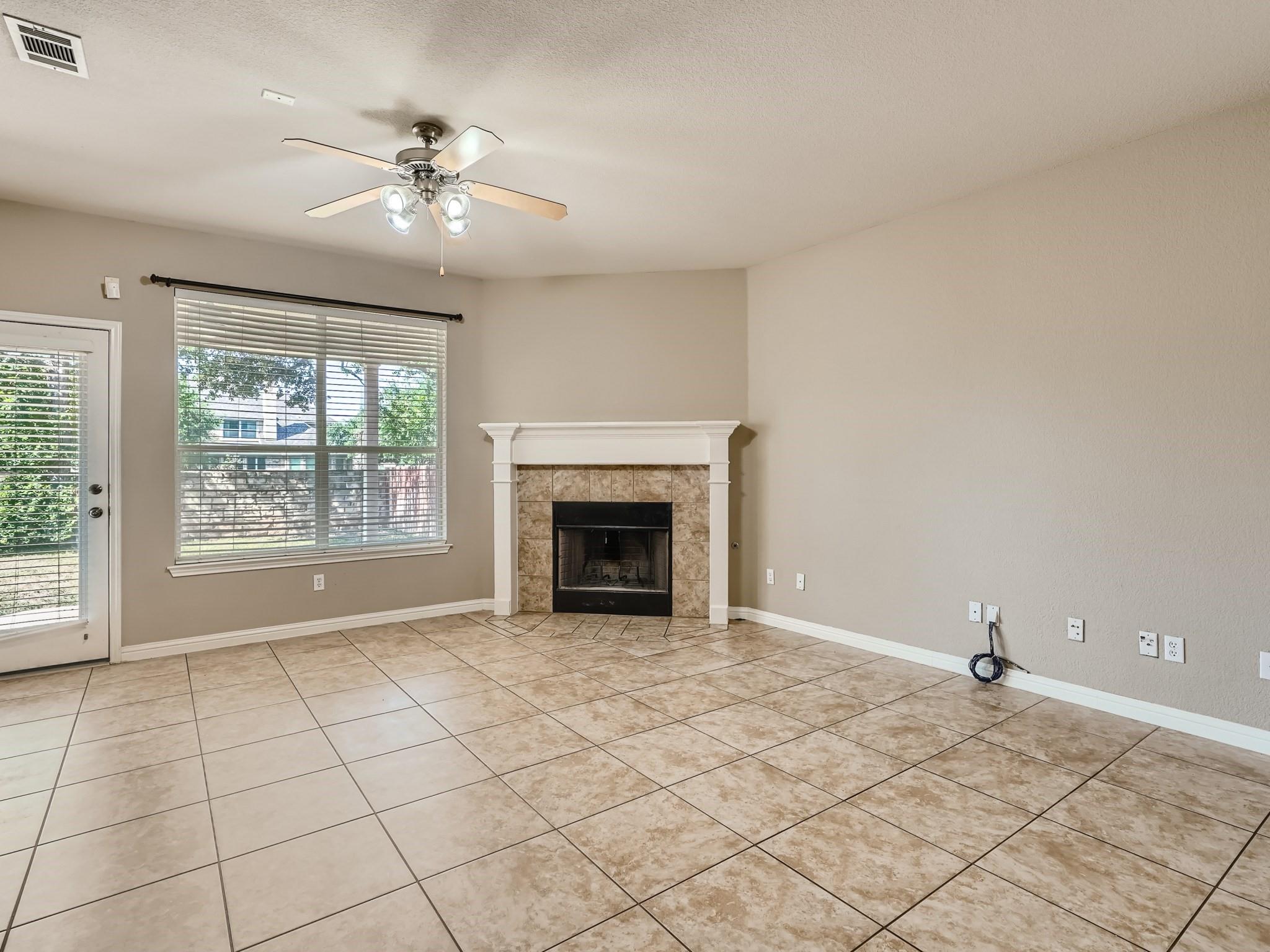 210 Arrowhead Trl Property Photo 9
