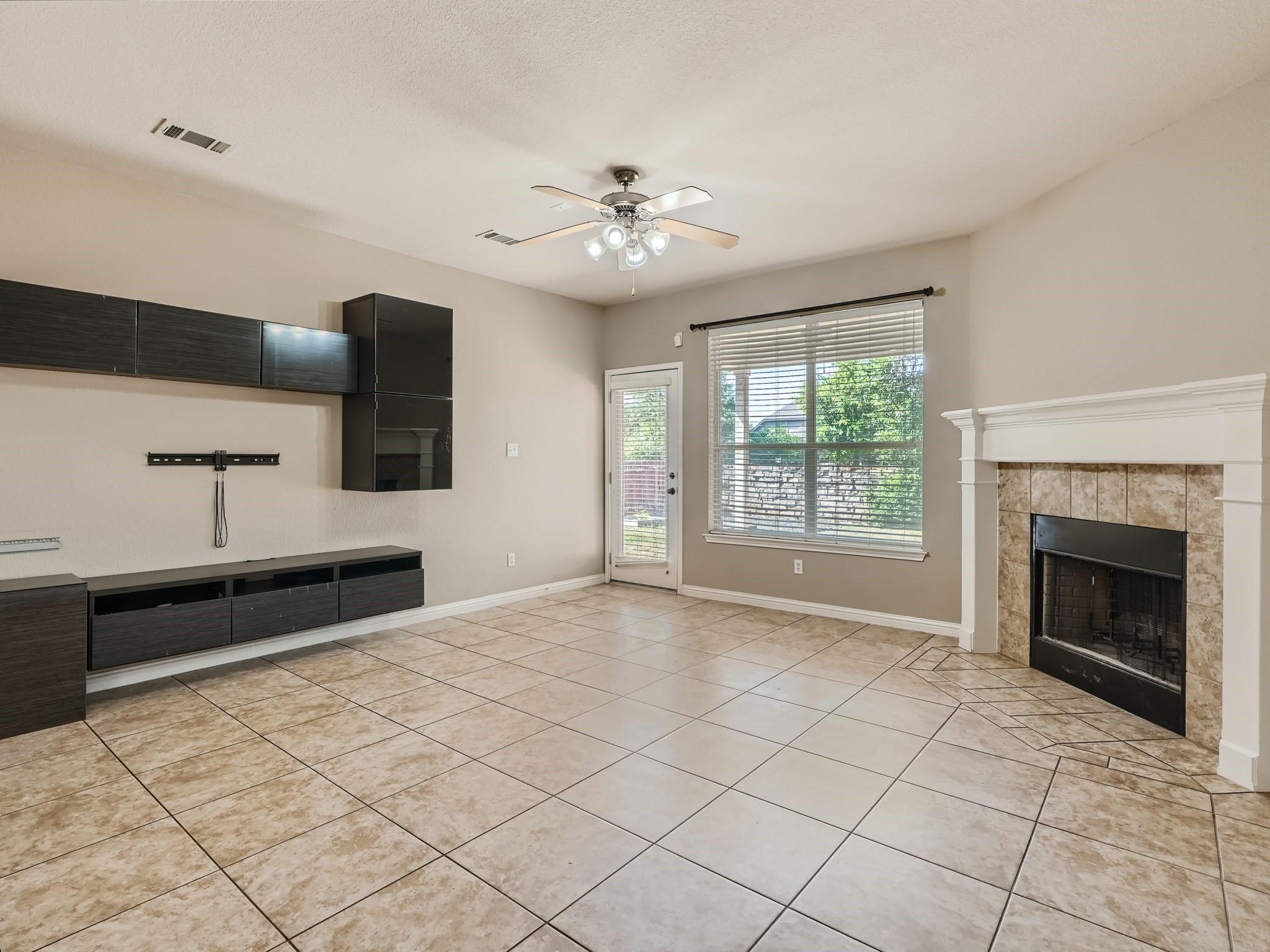 210 Arrowhead Trl Property Photo 10