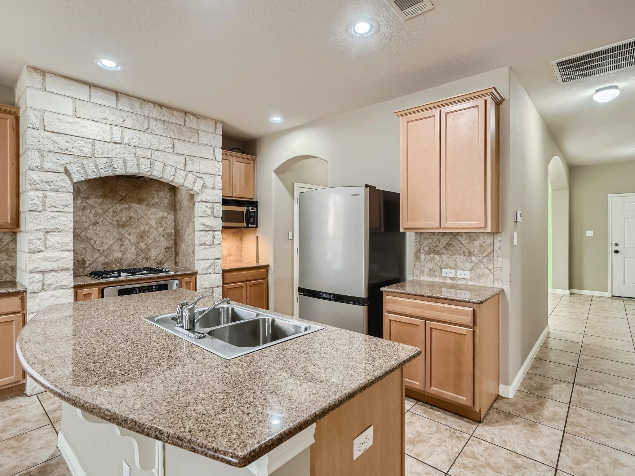 210 Arrowhead Trl Property Photo 14