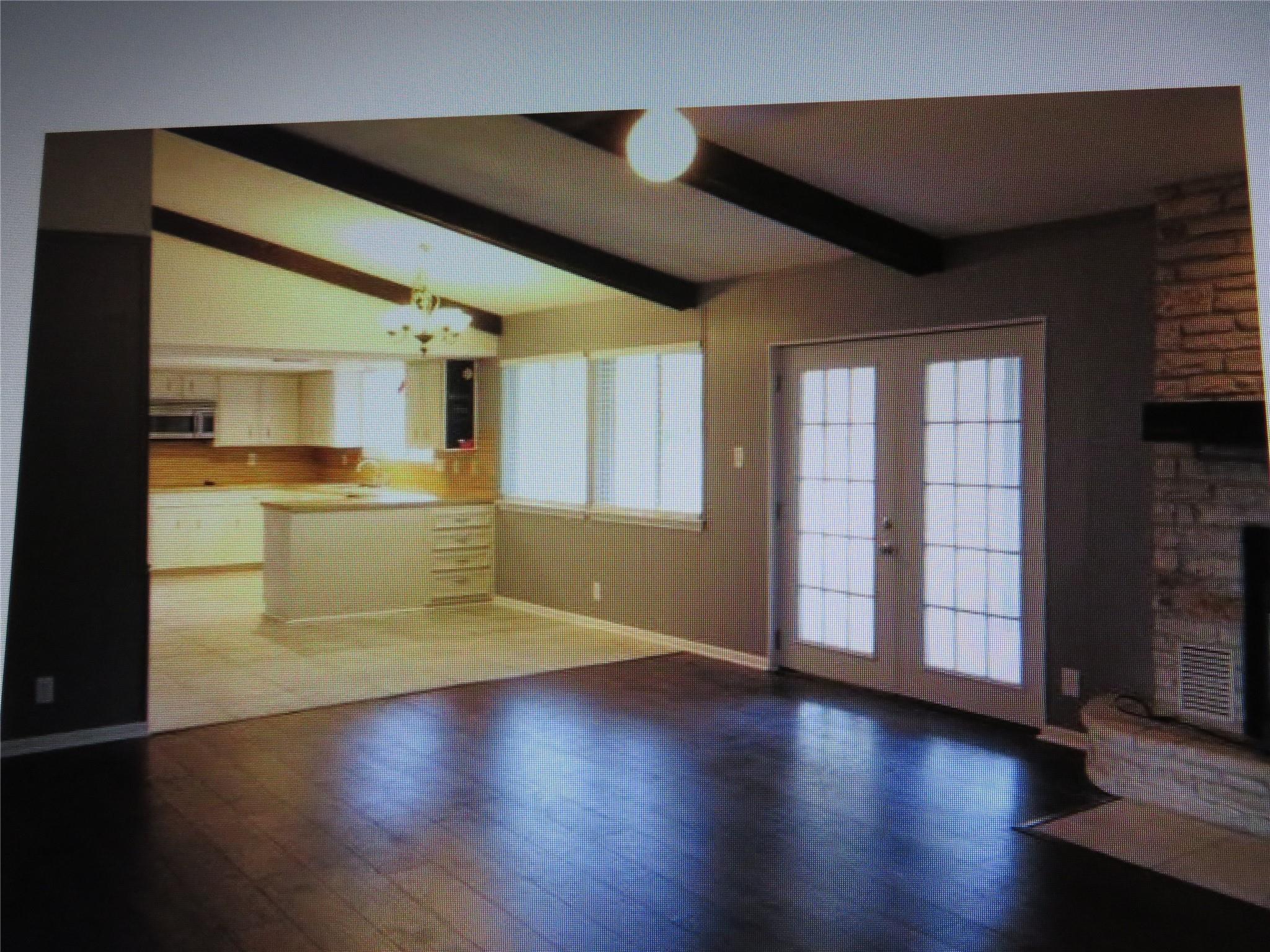 404 San Gabriel Blvd Property Photo 8