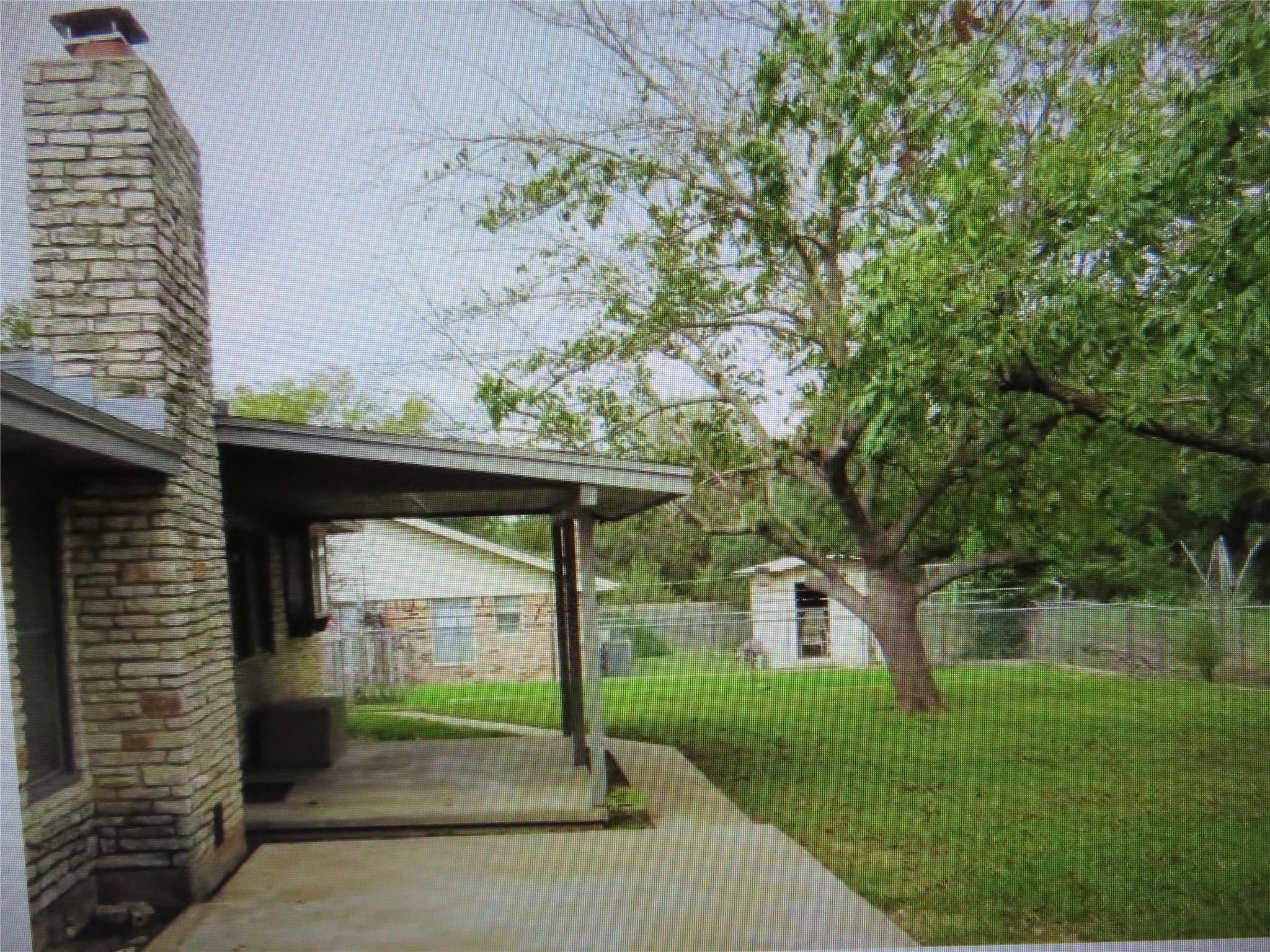 404 San Gabriel Blvd Property Photo 13