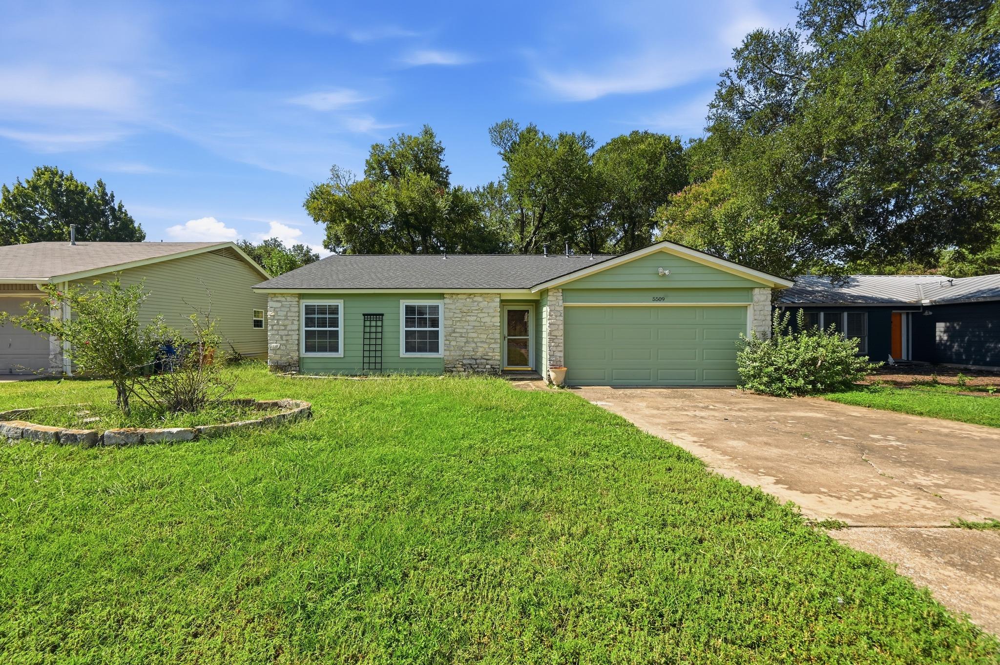 5509 Porsche Ln Property Photo 2