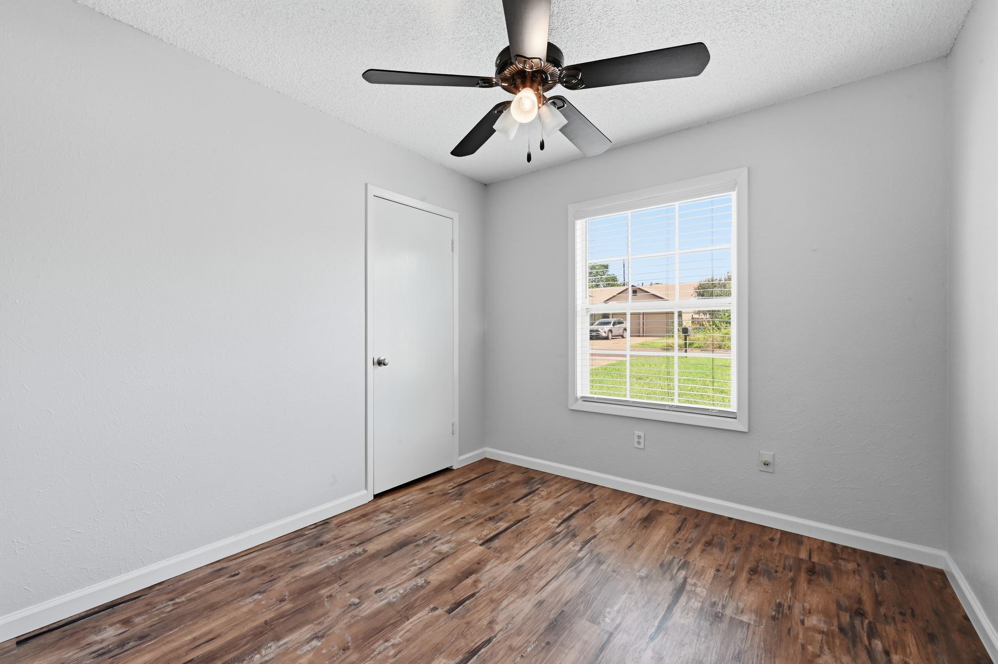 5509 Porsche Ln Property Photo 21