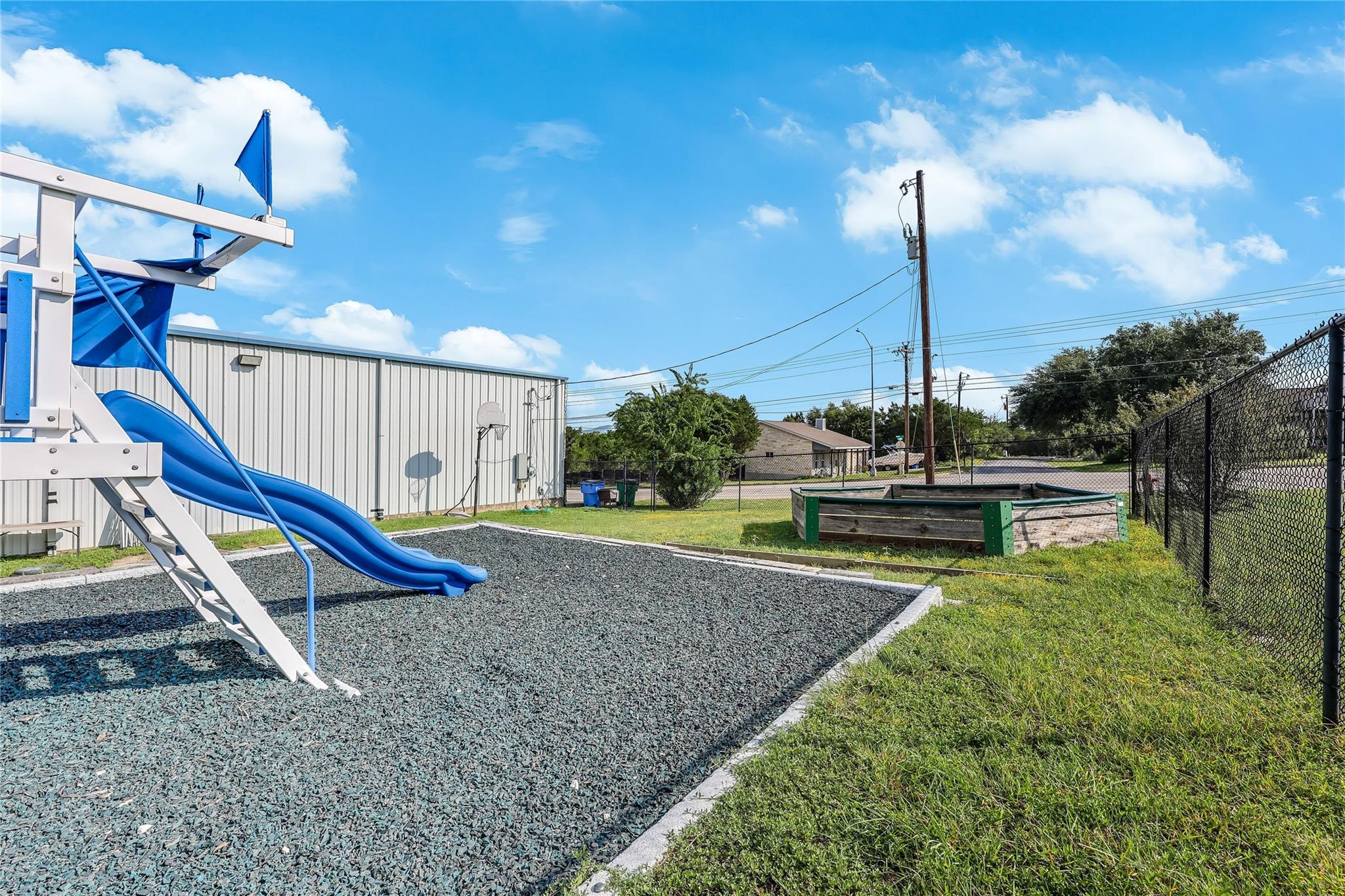 20615 Dawn Dr Property Photo 15