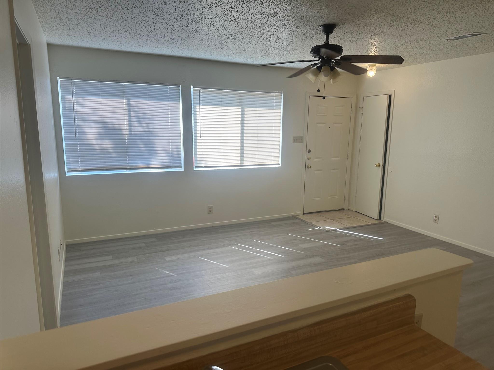 2602 S Bagdad Rd #b Property Photo 8