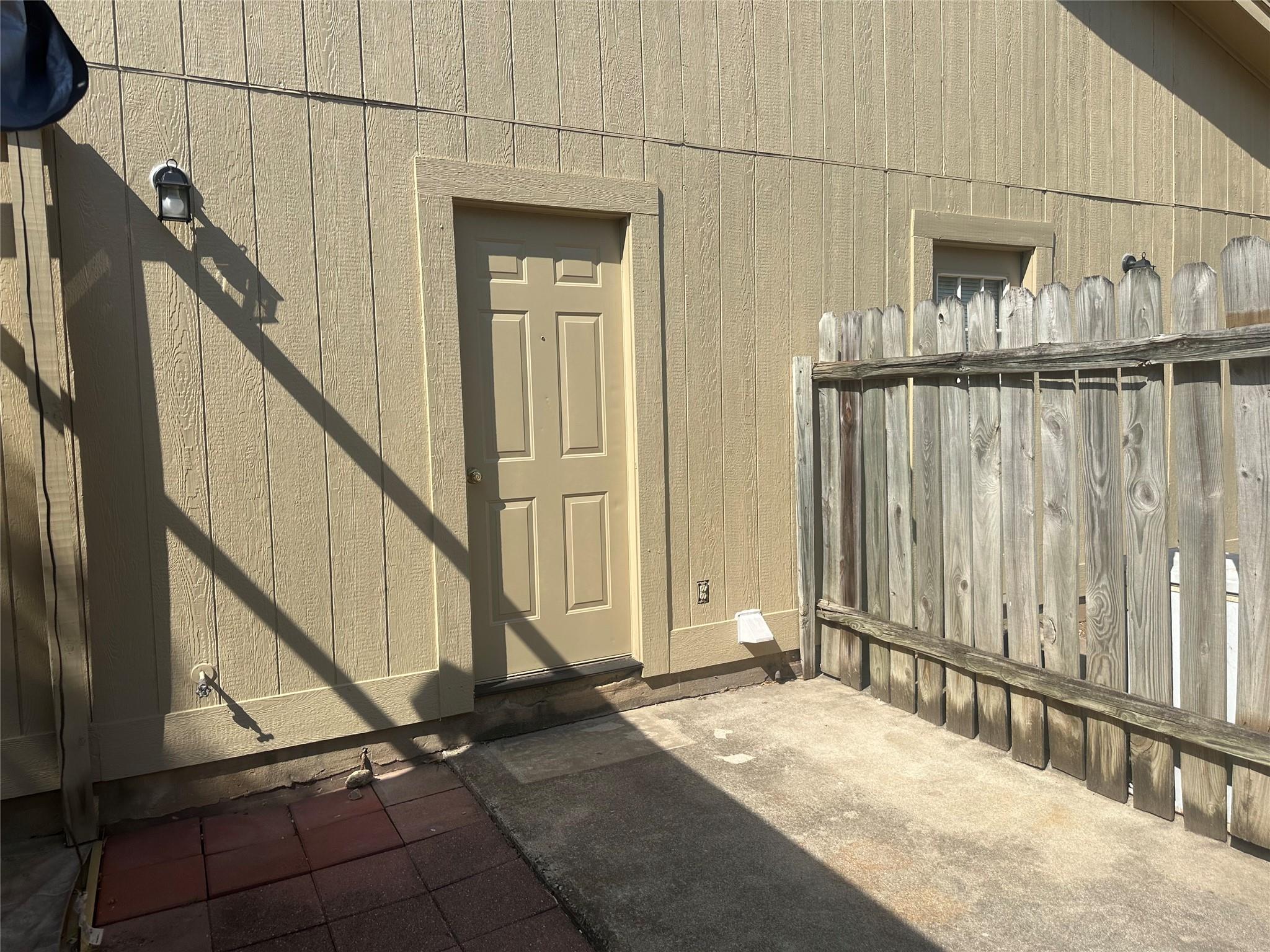 2602 S Bagdad Rd #b Property Photo 22
