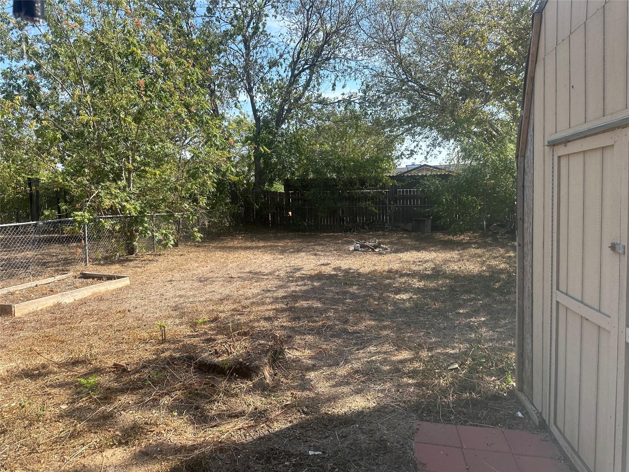 2602 S Bagdad Rd #b Property Photo 23