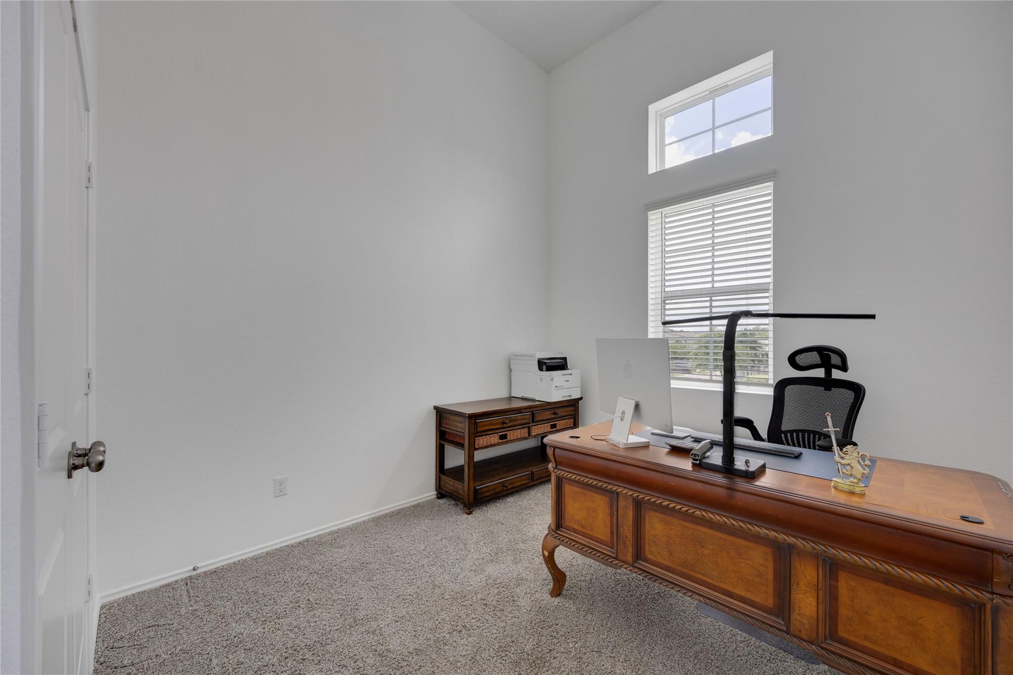 700 Affazia Ln #c Property Photo 19