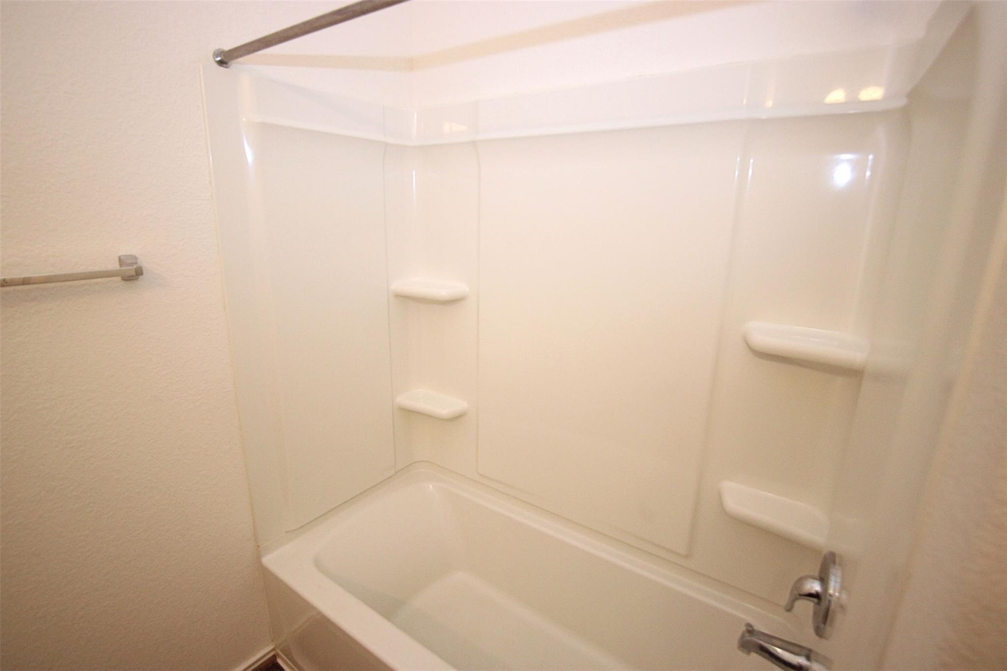 299 Emerald Green Trl Property Photo 18