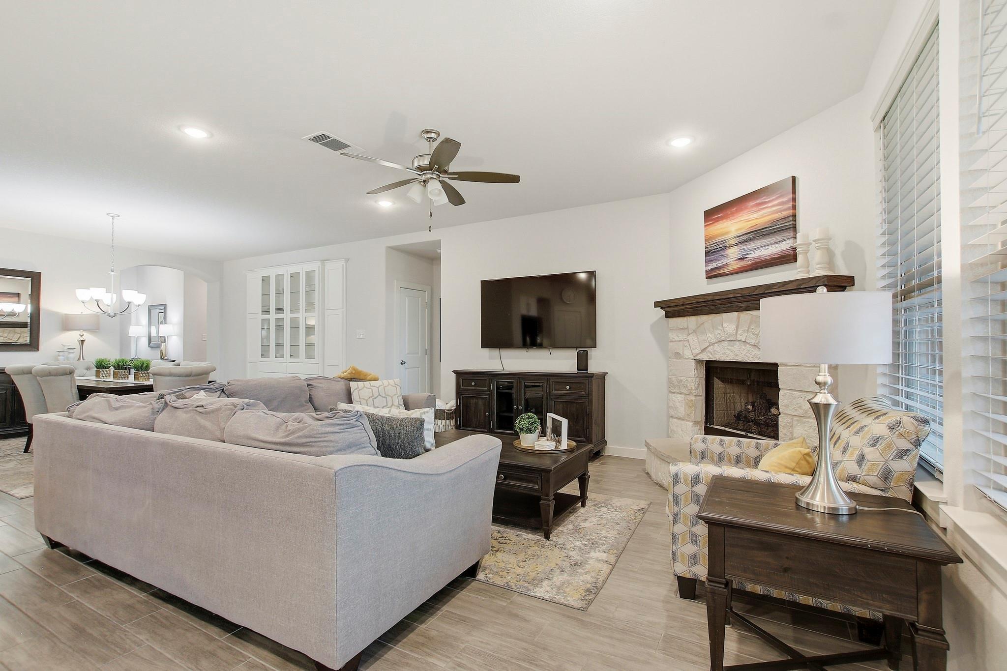 6832 Catania Loop Property Photo 7