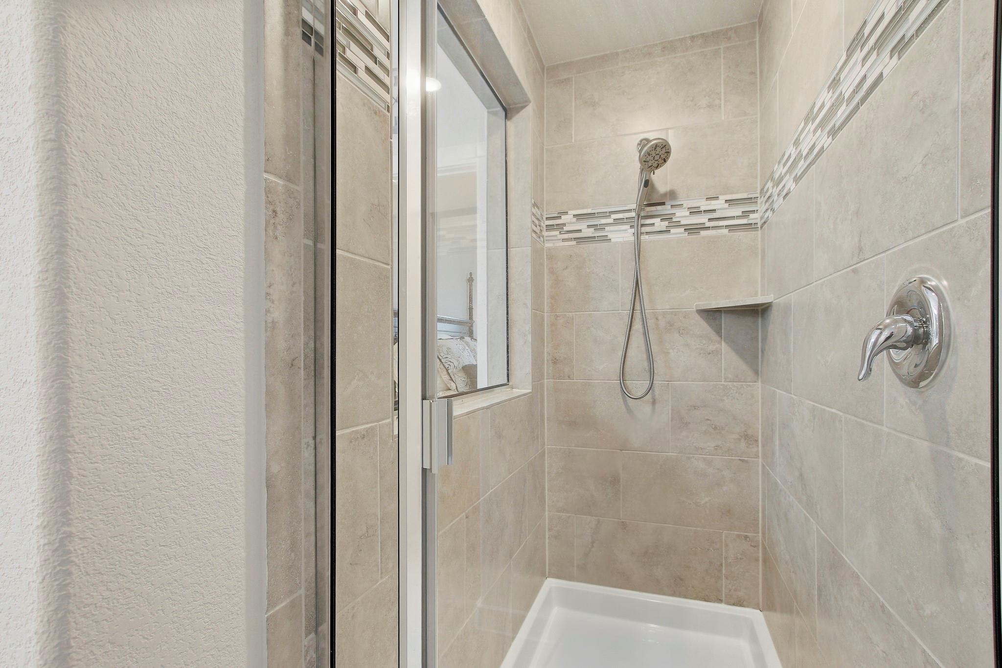 6832 Catania Loop Property Photo 19