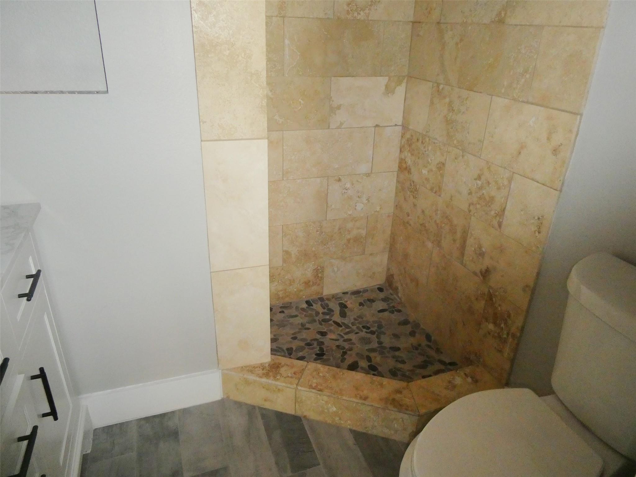 909 Reinli St #133 Property Photo 11