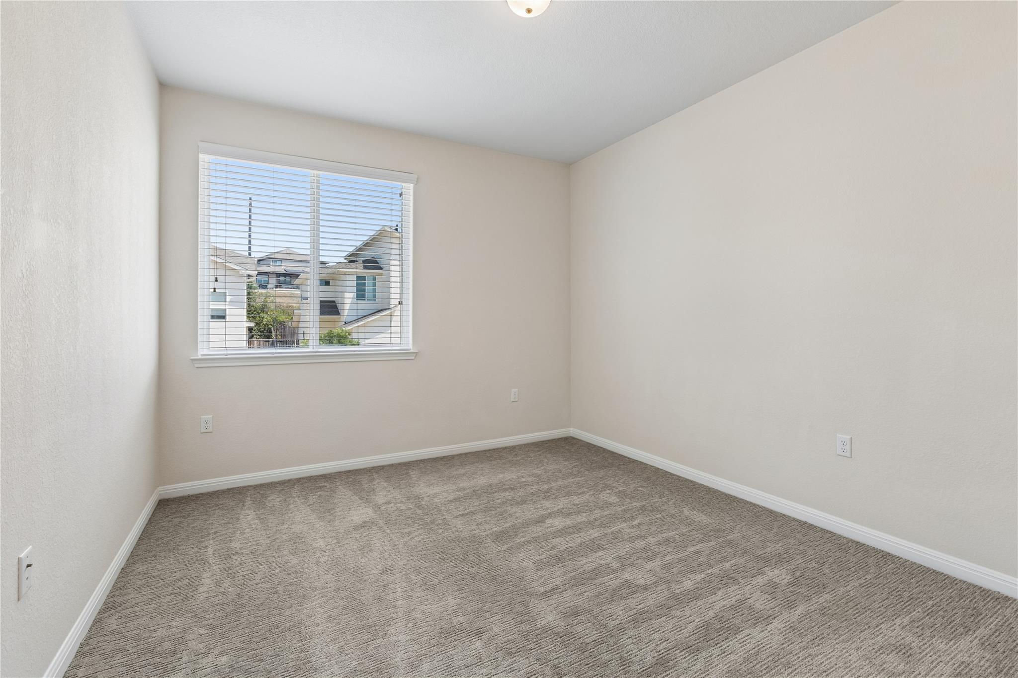 6202 Steep Cactus Trl Property Photo 13